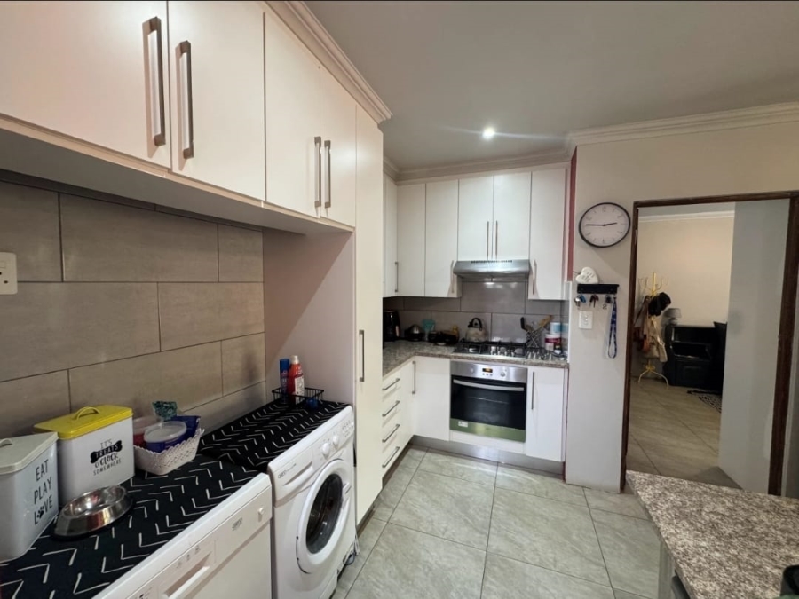 To Let 1 Bedroom Property for Rent in Zilkaatsnek North West